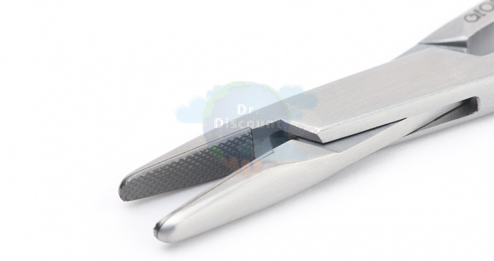 Иглодержатель Mayo-Hegar с ТС вставками. Длина 13 см